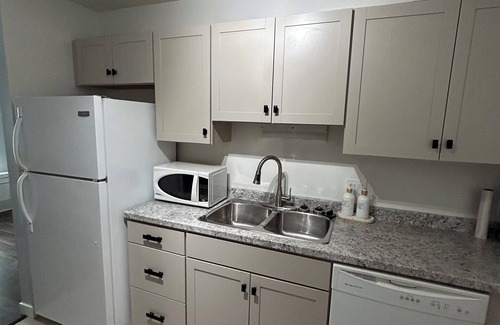North End Condo | 2 Bedroom - 2 Level Condo