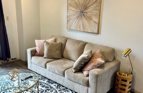 North End Condo | 2 Bedroom - 2 Level Condo