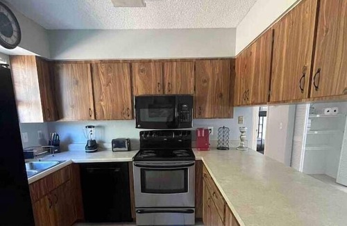 Florida Ridge Apartment | 2 Bedroom 815543 by Houzlet