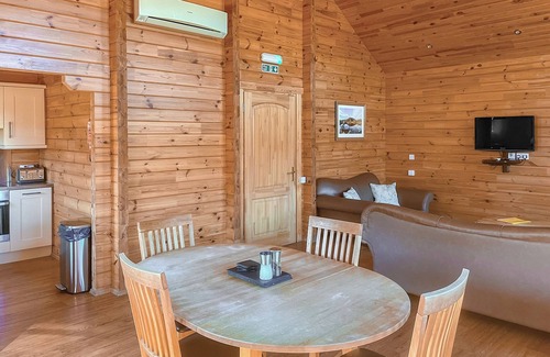 Clova Ski Chalet | 2 bedroom accommodation in Nr Kirriemuir
