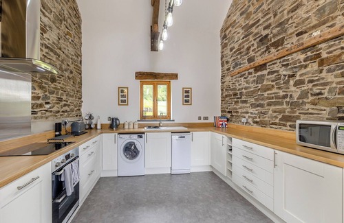 Rhydyfelin Cottage | 2 bedroom accommodation in Southgate, near Aberystwyth