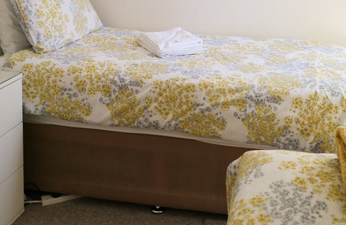 Bournemouth Cottage | 2 bedroom accommodation in Bournemouth