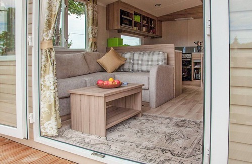 Fiddington Cottage | 2 bedroom accommodation in West Quantoxhead, near Watchet