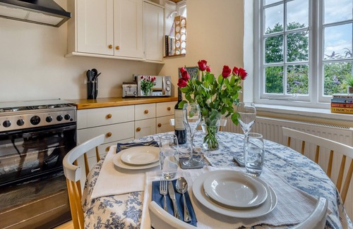 Pontesbury Cottage | 2 bedroom accommodation in Annscroft, near Shrewsbury