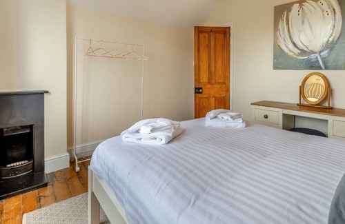 Pontesbury Cottage | 2 bedroom accommodation in Annscroft, near Shrewsbury