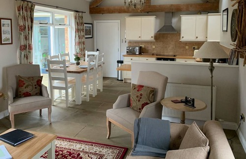 Scalby Cottage | 2 bedroom accommodation in Scalby, Scarborough