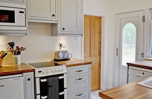 Hele Cottage | 2 bedroom accommodation in Ilfracombe