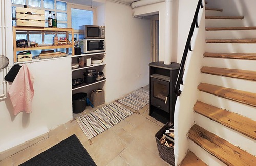 Pomerols House | 2 bedroom accommodation in Pomerols