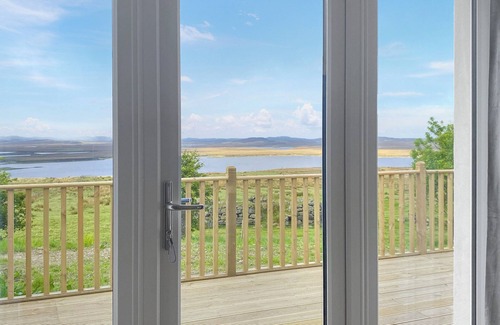 Isle of Lewis Cottage | 2 bedroom accommodation in Achmore
