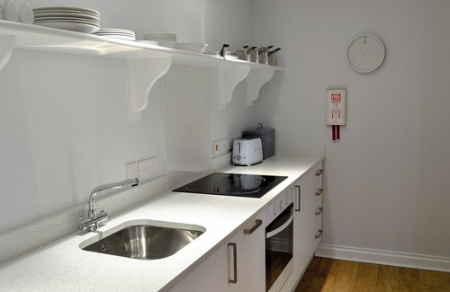 Bridport Cottage | 2 bedroom accommodation in Bothenhampton, near Bridport