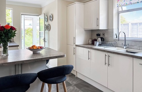 Rhiwbina Cottage | 2 bedroom accommodation in Cardiff