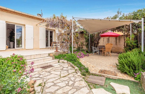 Vedene House | 2 bedroom accommodation in Vedène