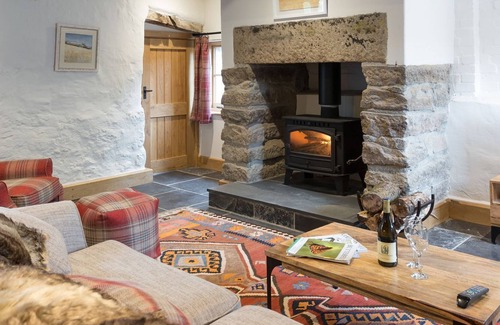 Holcombe Burnell Cottage | 2 bedroom accommodation in Holmcombe Burnell Barton, near Exeter