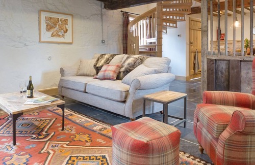 Holcombe Burnell Cottage | 2 bedroom accommodation in Holmcombe Burnell Barton, near Exeter