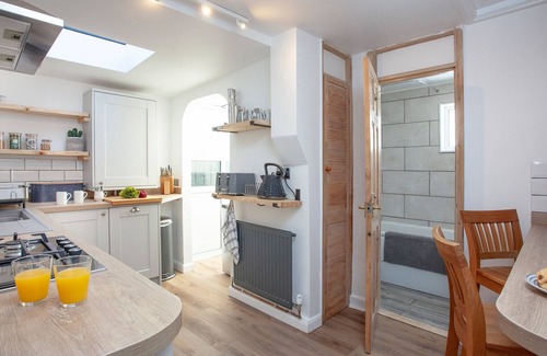 Penryn Cottage | 2 bedroom accommodation in Mabe, near Penryn