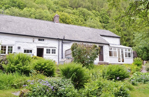 Tirabad Cottage | 2 bedroom accommodation in Llandadarn Fynydd, near Llandrindod Wells