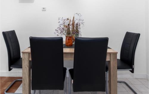 Malinska-Dubasnica Apartment | 2 Bedroom Amazing Apartment In Malinska