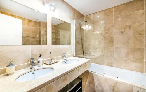 San Luis de Sabinillas Apartment | 2 Bedroom Amazing Apartment In Casares