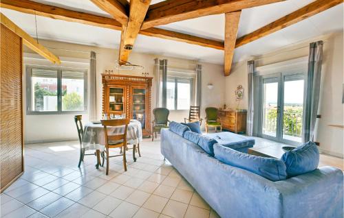 Chateaurenard House | 2 Bedroom Amazing Home In Châteaurenard