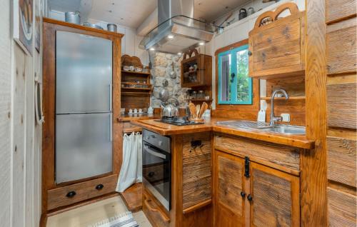 Presika House | 2 Bedroom Amazing Home In Delnice