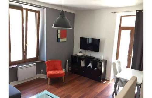 Brides-les-Bains Apartment | 2 Bedroom Apartment Brides-les-Bains, 2 min from town center