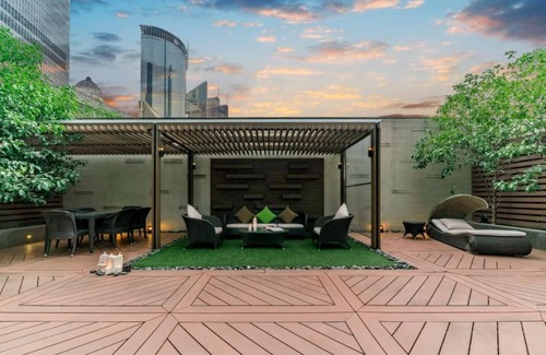 Lujiazui Apartment | 2 Bedroom Apartment w/Study Room at at Huaihai Road Huangpu Shanghai