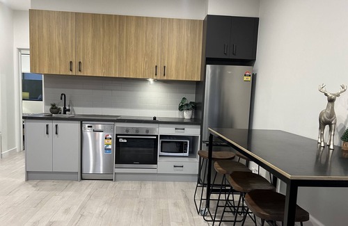 Port Adelaide Apartment | 2-bedroom apartment offers a perfect blend of style and comfort.