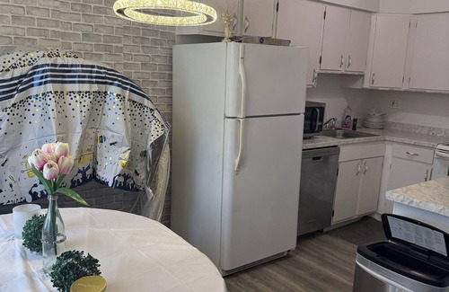 Morton Apartment | 2-bedroom apartment in awesome Morton near PHL