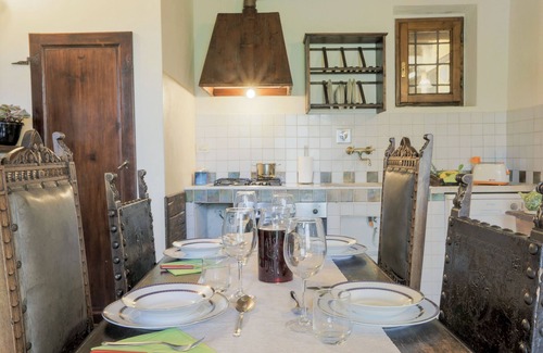 Lastra a Signa Apartment | 2 Bedroom Apartment in La Luna