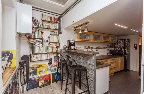 Belleville Apartment | 2 Bedroom Apartment in Paris