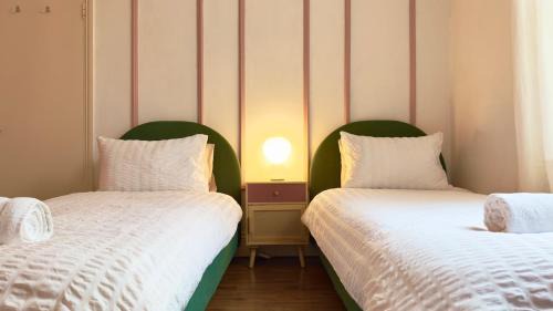 Warwick Apartment | 2 Bedroom Apartment near Buckingham Palace