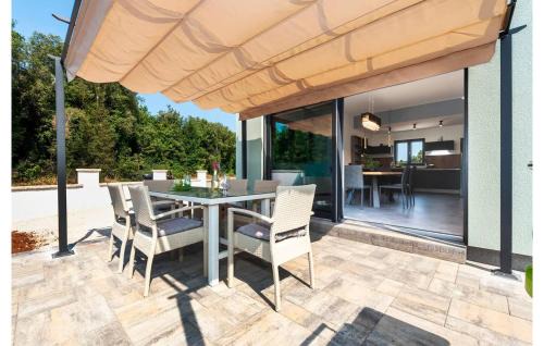 Borik House | 2 Bedroom Awesome Home In Rovinj