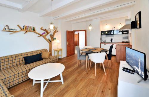 Valtura House | 2 Bedroom Awesome Home In Pula