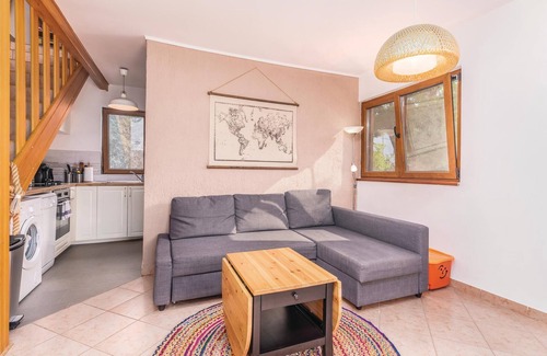 Bogovici House | 2 bedroom beautiful home in Malinska