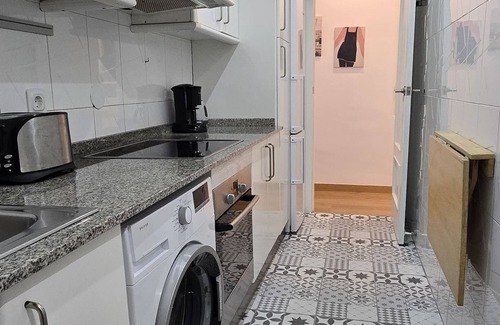 La Sagrada Familia Apartment | 2-bedroom Bright and Classic Sagrada Familia Flat