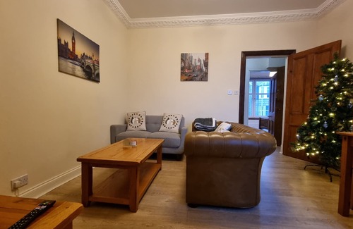 Central Aberdeen Apartment | 2 Bedroom City Centre West End Flat