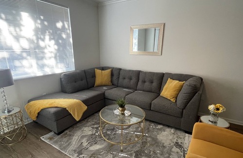 Culver - West Apartment | 2 bedroom condo in Marina Del Rey near Venice beach!