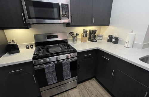 Culver - West Apartment | 2 bedroom condo in Marina Del Rey near Venice beach!