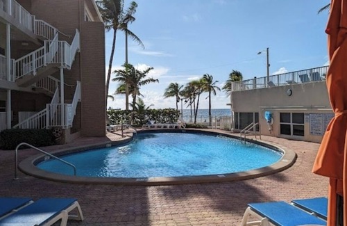 Barrier Island Condo | 2-bedroom condo in fabulous Fort Lauderdale with WiFi, fitness room & Concierge