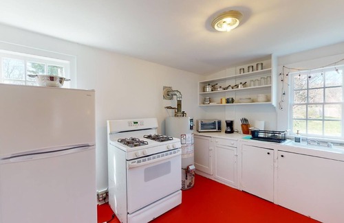 North Truro Cottage | 2 Bedroom Cottage in North Truro