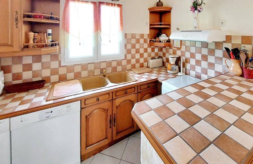 Bagnault House | 2 bedroom cozy home in Souvigne