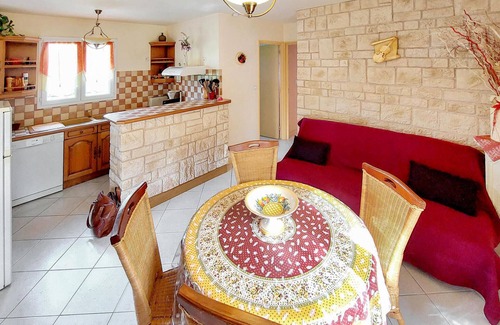 Bagnault House | 2 bedroom cozy home in Souvigne