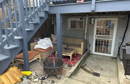 Petworth House | 2 Bedroom DC Stay w/Private Patio + Outdoor Games
