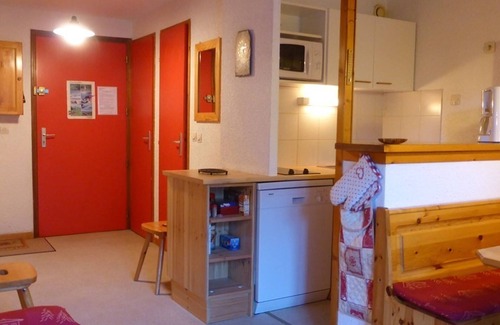 Areches Apartment | 2-Bedroom Duplex, Pool, Close to Lifts, Sleeps 6