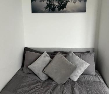 Wellingborough Apartment | 2 Bedroom Flat Ground Floor in Town Center