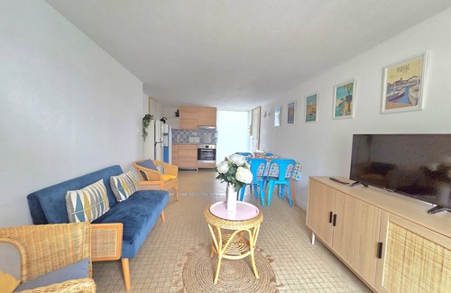 Saint-Brevin-les-Pins House | 2-Bedroom Apartment with Private Garden Near Beach