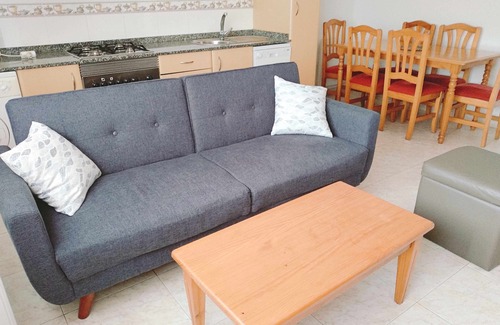 Cangas Apartment | 2 Bedroom ground floor apartment with garden