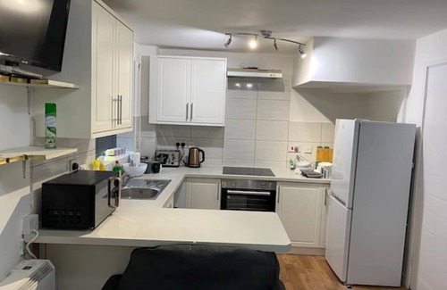 Manchester House | 2 Bedroom home near Uni and walking dis to Stadium