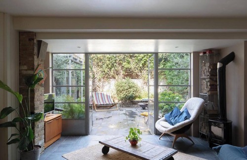 Dulwich House | 2-bedroom house with balcony & garden access