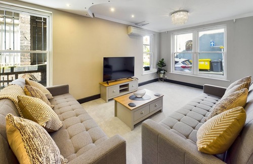 Oxton House | 2 Bedroom House, Heart of Oxton Village